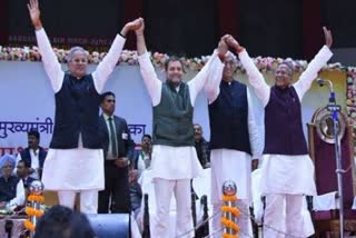 State-country level Congress leaders gathered together (File)