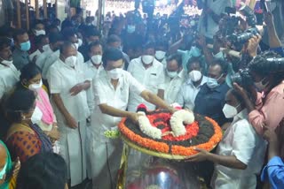 வீரபாண்டி ராஜா உடலுக்கு நேரில் அஞ்சலி செலுத்திய முதலமைச்சர்!