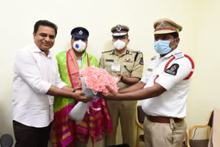 KTR PRAISES TRAFFIC POLICE