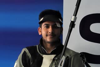 Shooter Aishwarya pratap singh holds world record and won gold medal