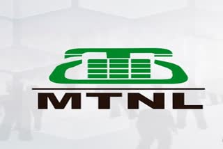 one person injured in Mtnl building office wall collapse incident