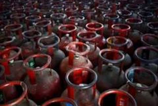 LPG Price Hike : સામાન્ય માણસને આંચકો, LPG સિલિન્ડરની કિંમત વધી, જાણો કેટલી થઇ કિંમત?