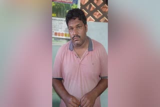 accused arrested for extorting money from a woman by pretending as doctor  accused arrested for extorting money from a woman  accused arrested for extorting money  extorting money from a woman by pretending as doctor  extorting money by pretending as doctor  accused arrested for extorting money by pretending as doctor  ഡോക്‌ടറെന്ന വ്യാജേന യുവതിയില്‍ നിന്നും പണം തട്ടിയ പ്രതി പിടിയിൽ  വ്യാജ ഡോക്‌ടർ പിടിയിൽ  വ്യാജ ഡോക്‌ടർ  fake doctor  kannur fake doctor  കണ്ണൂർ വ്യാജ ഡോക്‌ടർ  കെ നജീം  നജീം  പരിയാരം പൊലീസ്  പരിയാരം  പരിയാരം വ്യാജ ഡോക്‌ടർ  Pariyaram  Pariyaram fake doctor  accused arrested for extorting money from a woman by pretending as doctor in pariyaram