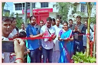 Jitin Dutta opens organic food shop in Nalbar