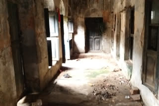 Underground basement in West Bengal's Khandaghosh: Bhagat Singh and his aides' hideout from Britishers