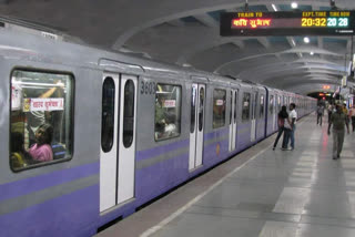 metro to run 204 services on puja days till midnight