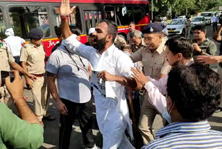 NSUI Chandigarh protest outside CM House against the alleged statement of CM Khattar