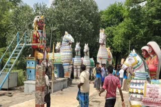 Sami idols smashed on Siruvachchur Periyasamy hill near Perambalur