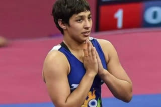 Anshu malik first Indian woman wrestler to reach World Ch'ship final