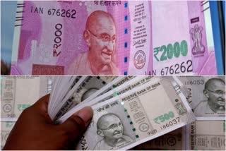 Remove Gandhi's portrait from Rs 2,000 notes