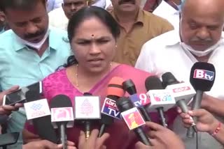 shobha-karandlaje-reaction-on-hd-kumaraswamy-rss-statement