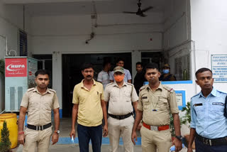 100-kg-ganja-recovered-from-kolkata-1-arrested