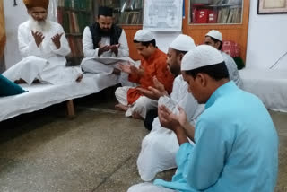Lucknow: A spiritual gathering was held at Farangi Mahal