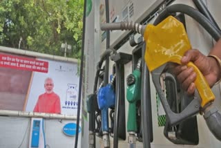 ઓક્ટોબરના 8 દિવસમાં 5 વખત Petrol-Dieselની કિંમત વધી, અમદાવાદમાં પેટ્રોલ 100ને પાર