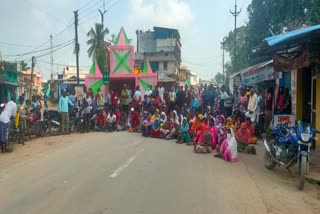 Residents blocking the road