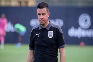 Sergio lobera resigns from Mumbai city's head coach post, des bunckingham joins