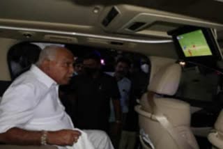 Yediyurappa enjoys nail biting finish of RCB vs DC, pic goes viral