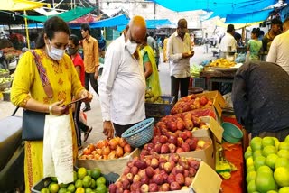 Price of fruits has fallen in Raipur