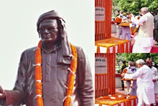 CM NITISH AND GOVERNOR GAVE TRIBUTE TO JP ON HIS BIRTHDAY