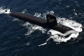 US nuclear engineer arrested for selling nuclear submarine secrets