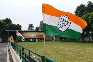 priyanka gandhi maun vrat in lucknow