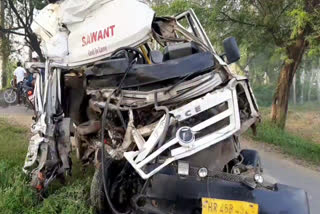 horrific-road-accident-in-karnal-indri-2-died-4-injured