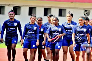 Bahrain  Indian women football team  Thomas Dennerby  Ashalata Devi  भारतीय महिला फुटबॉल टीम  अंतरराष्ट्रीय मैत्री मैच  संगीता बासफोर  football news  Indian Football Team  sports news