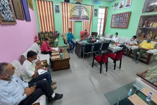 school-management-committee-meeting-organized-in-jnv-kothipura-hamirpur