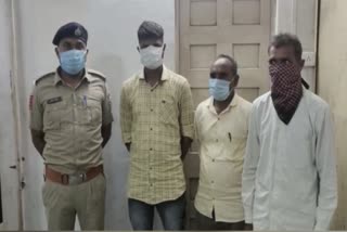 વડોદરા સાવલીમાં Dalit પરિવાર સાથે ભેદભાવના કેસમાં 3 લોકોની ધરપકડ