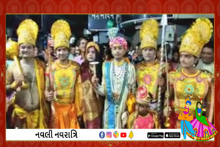 દ્વારકાનાં હોળી ચોકમાં 147 વર્ષથી યોજાતી ગુગળી બ્રાહ્મણ જ્ઞાતિની ગરબી આજે પણ આકર્ષણનું કેન્દ્ર