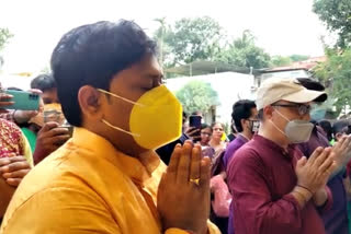 BJP State President Sukanta Majumder Prayer Pushapanjali on Mahasthami in Balurghat South Dinajpur