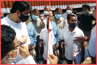 Officials inspect the location of multi level parking to be built at Geeta Colony