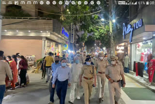 west delhi police patrolling in tilak nagar market