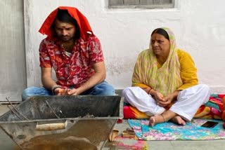 Rabri Devi and Tej Pratap Yadav worshiped