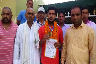 bhiwani-won-gold-medal-in-national-badminton-competition