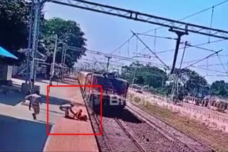 RPF jawan saves elderly woman from falling under train