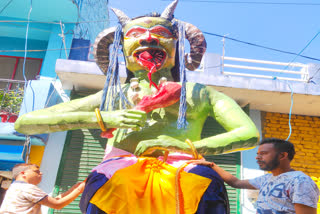 effigy of ravan