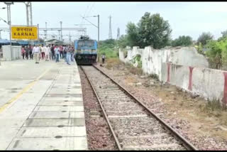 Karnal railway track jaam