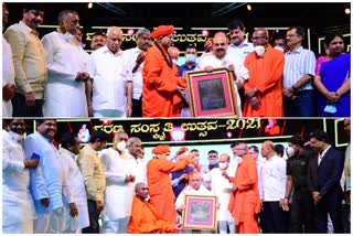 cm bommai and bs yadiyurappa honored by murugha sharanaru