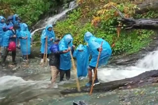 Kolkata travelers stranded on Rudranath walking tour route