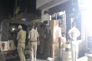 डुप्लीकेट एलईडी  ,इलेक्ट्रॉनिक्स शॉप पर छापा, Duplicate LED, raid on electronics shop