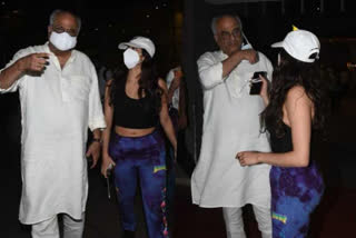 Janhvi Kapoor rebukes paps