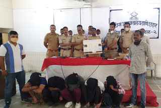 five arrested for robbery in thane district