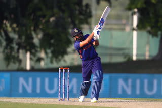 Ind vs aus, warm up, T20 world cup: india wins by 9 wickets