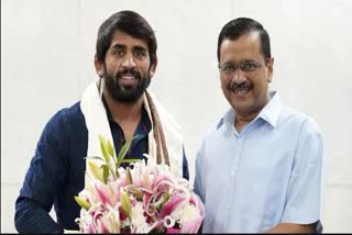 Delhi CM Arvind kejriwal and bajrang had a discussion over the olympic winners poilcy