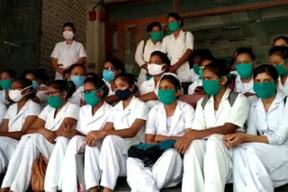 Outsourcing Nursing workers strike in Dhanbad