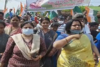 national congress womens wing chief neeta d souza meet mamita family