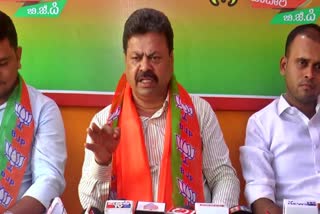 mp renukacharya outrage against congress and jds
