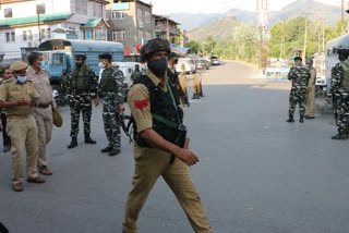 blast-in-jammu-and-kashmir-sumbal-area-six-people-injured