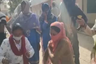 Alwar Panchayat election, vaccination while voting